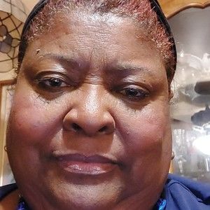 Meet your Posher, Faye